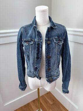 American Eagle Cropped Denim Jacket Medium Wash Fitted Stretch Size XS